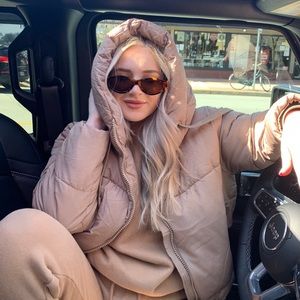 Aritzia sweatsuit set